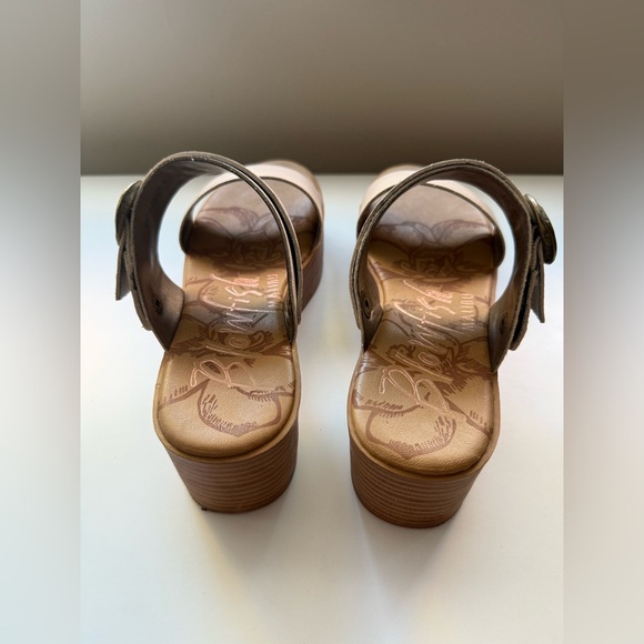 Blowfish Malibu Wedge Sandals Size 8 - Picture 6 of 7